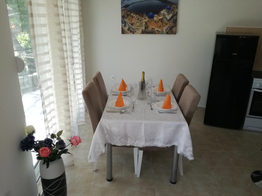 Apartman Zorica Apartament Herceg Novi Zewnętrze zdjęcie